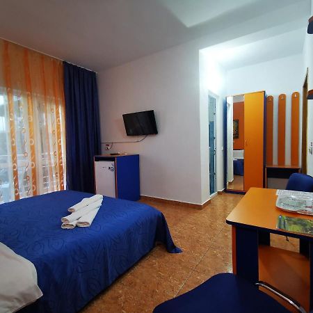Vila Oranj Hotel Costinesti Eksteriør billede